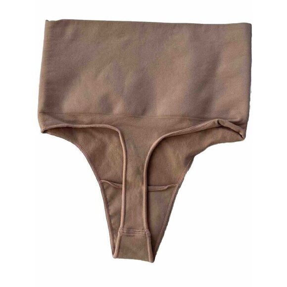 SKIMS Kim Kardashian Core Control Thong Brown Size S/M SH-THG-0108 NWOT - Picture 4 of 8